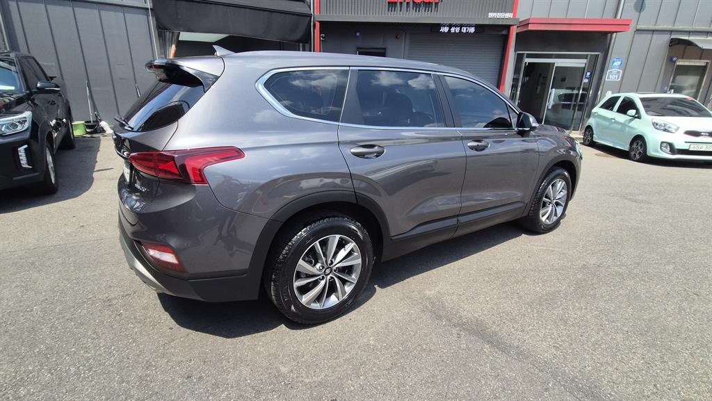 HYUNDAI Santa Fe - Vista 6