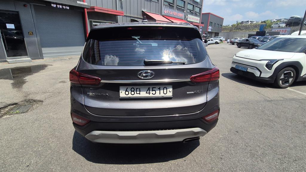HYUNDAI Santa Fe - Vista 7