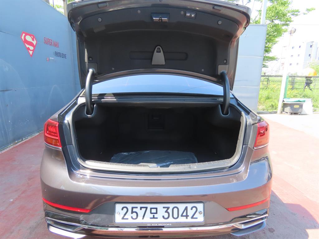 KIA K7 - Vista 7