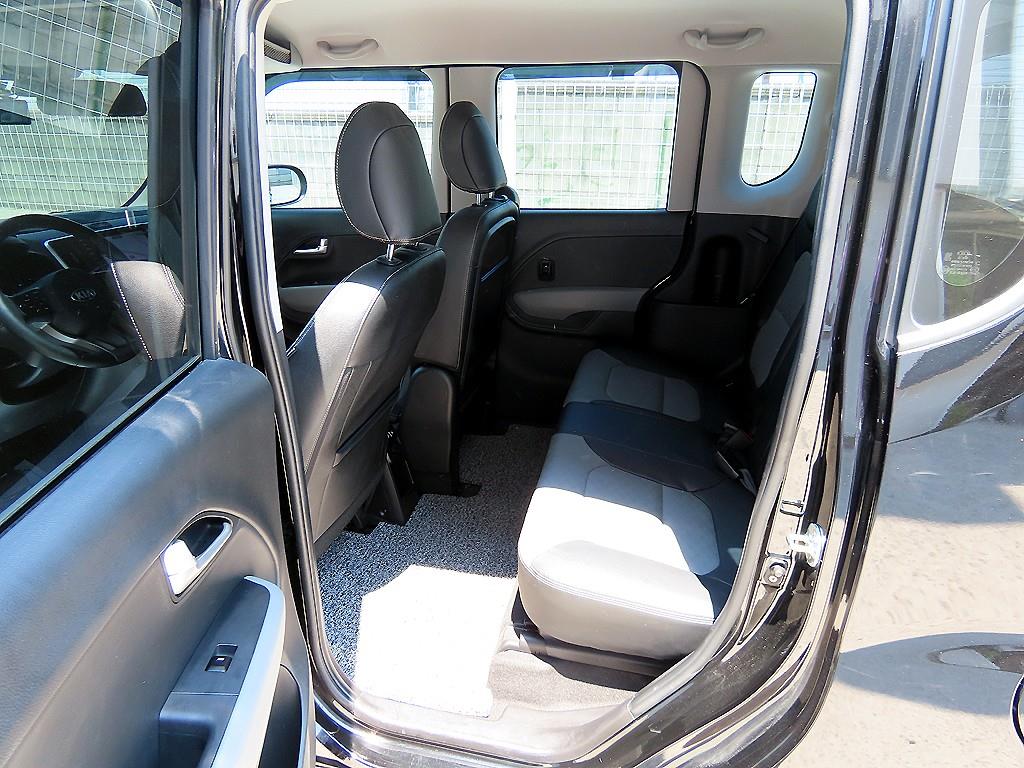 KIA Ray - Vista 8