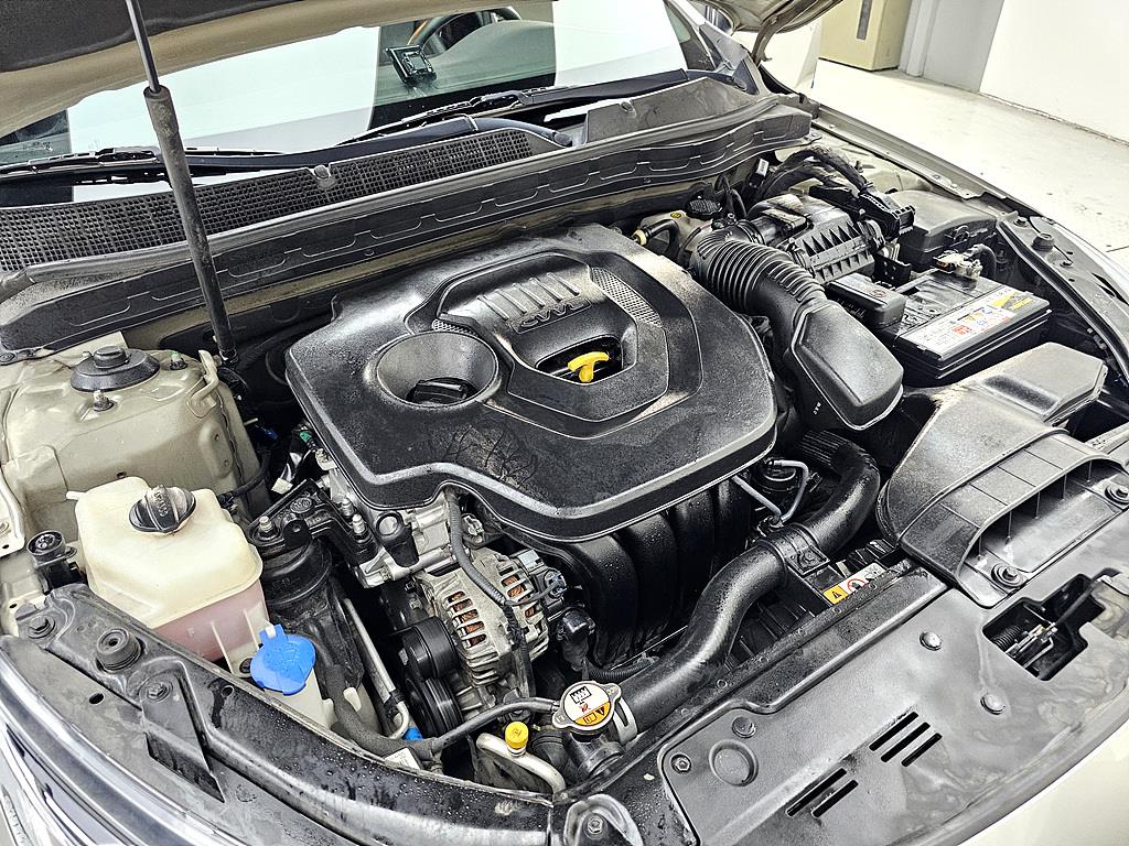KIA K5 - Vista 8