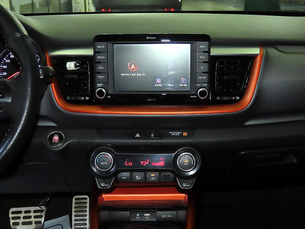 KIA Stonic - Vista 12