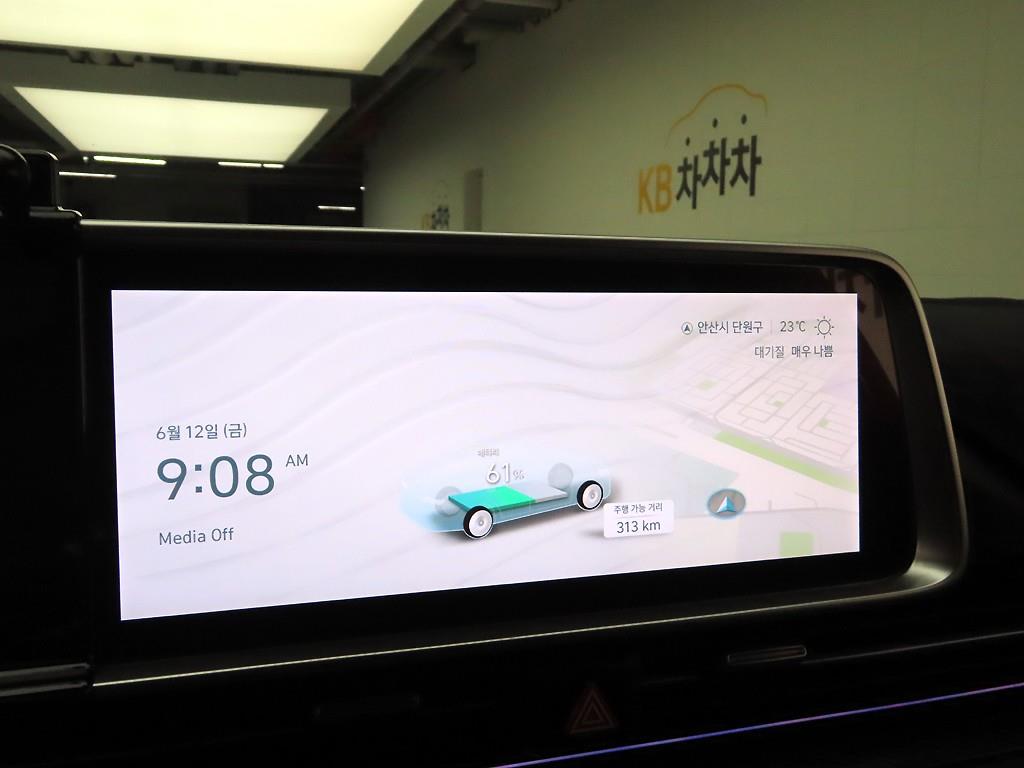 HYUNDAI Ioniq 6 - Vista 10