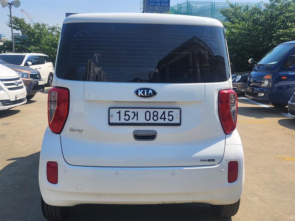 KIA Ray - Vista 3