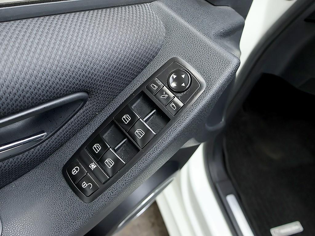 Mercedes Benz B Class (MY B) 2010 Blanco - Importación desde Corea - HF Imports Iquique - Foto 15