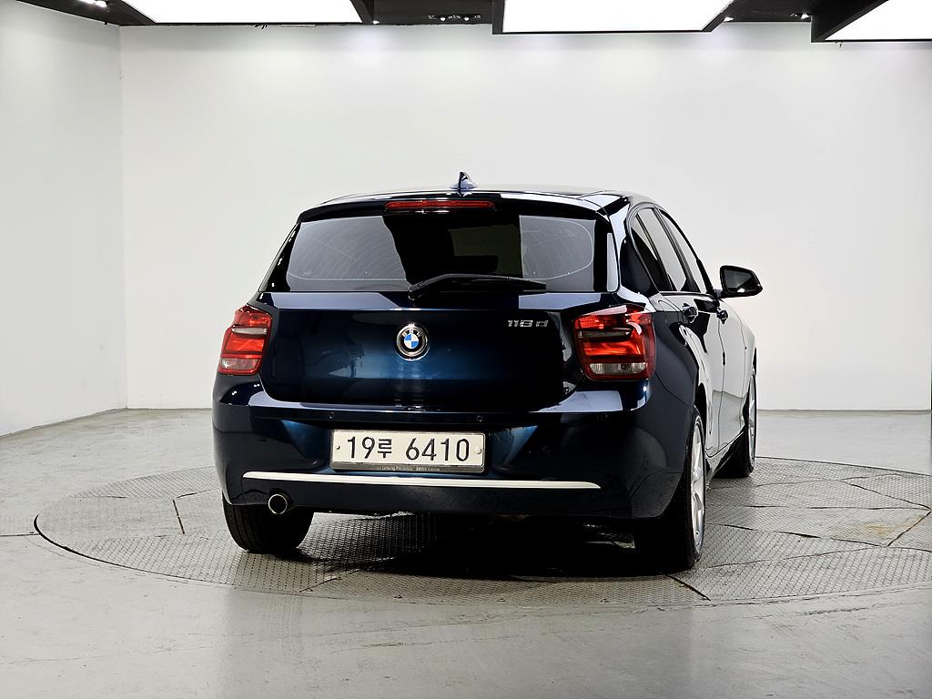 BMW 1 series - Vista 3