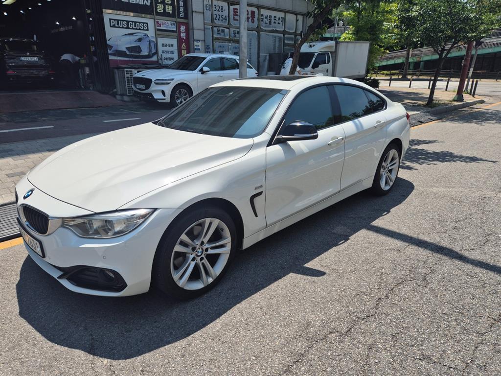 BMW 4 Series - Vista 2