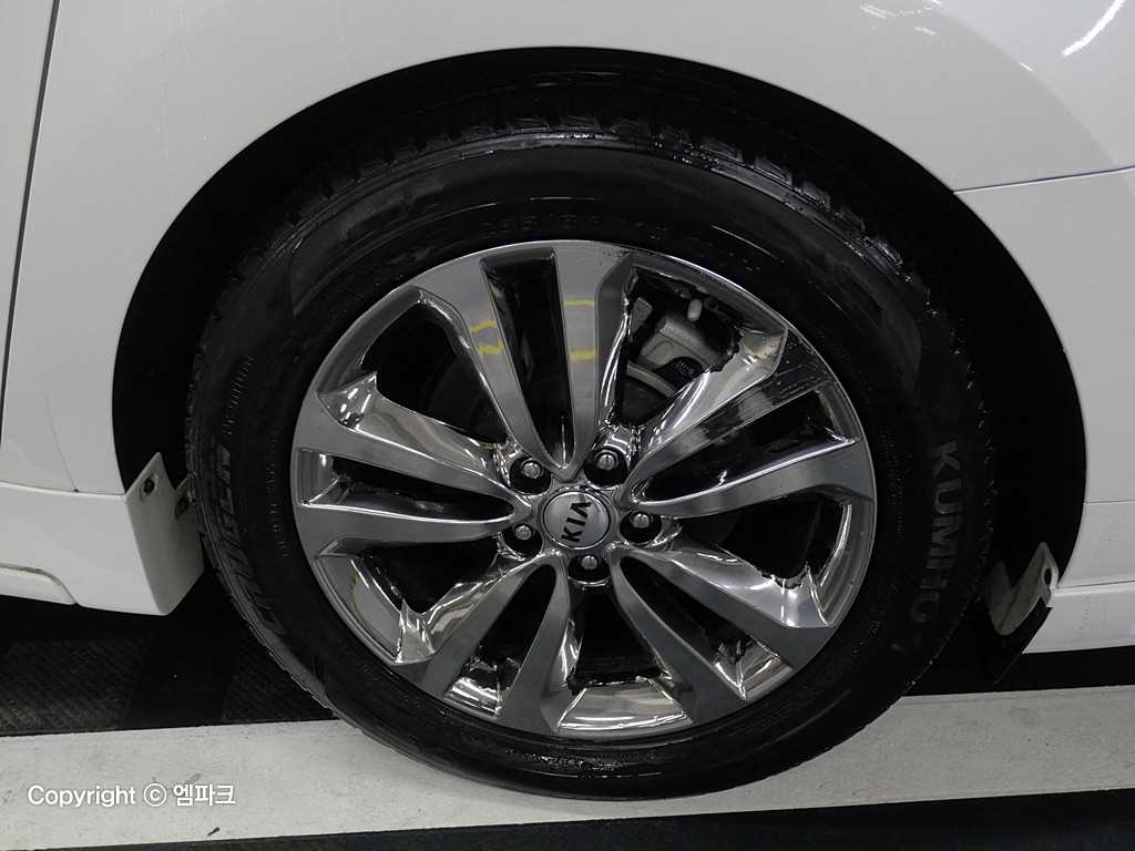 KIA Carnival 2017 Blanco - Importación desde Corea - HF Imports Iquique - Foto 17