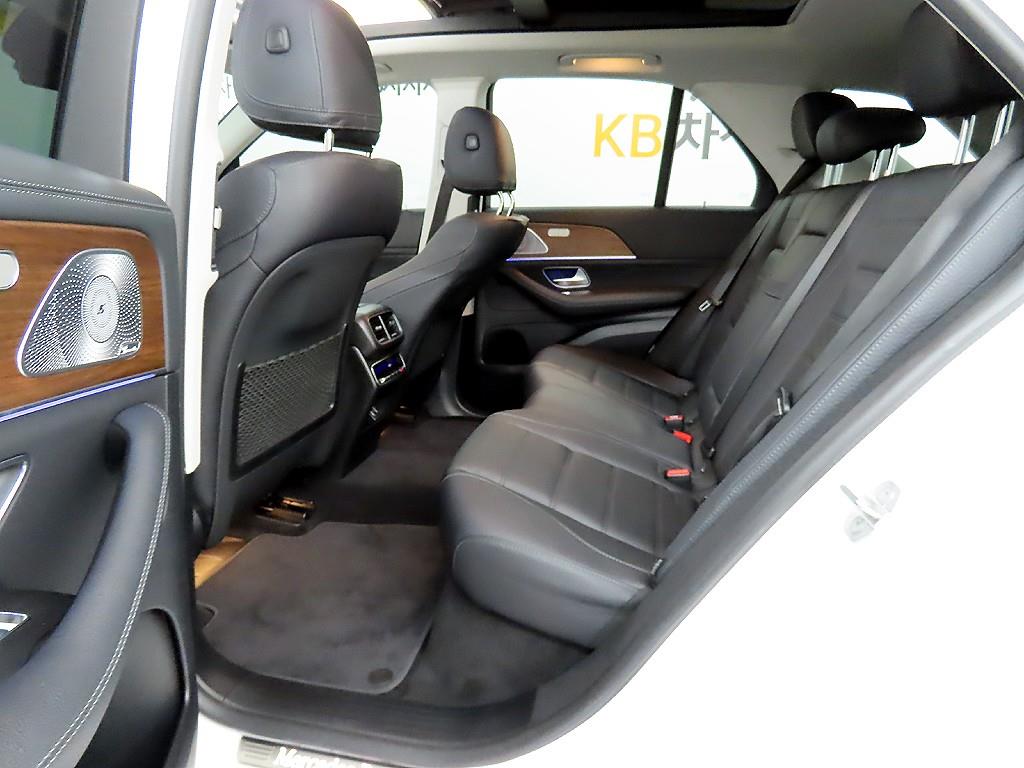 Mercedes Benz GLE Class - Vista 8
