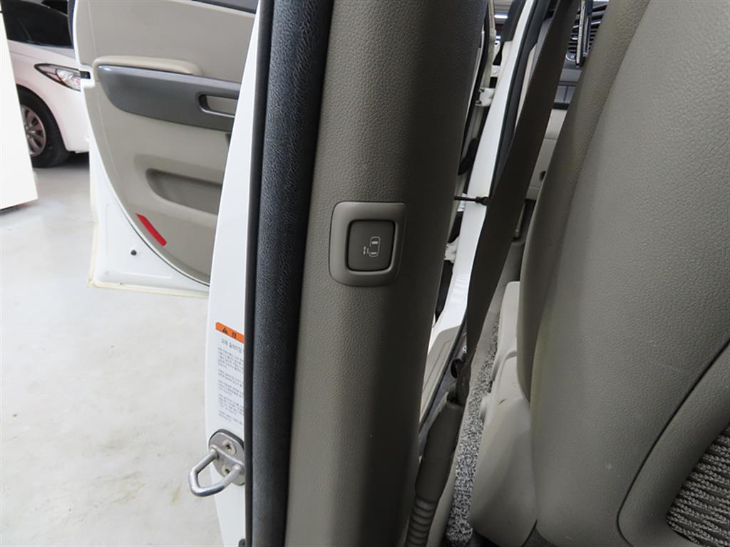 KIA Carnival 2018 Blanco - Importación desde Corea - HF Imports Iquique - Foto 14