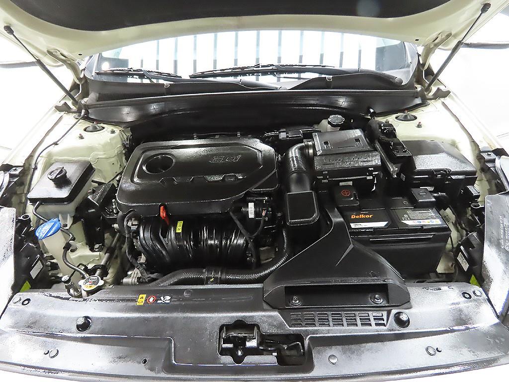 KIA K7 - Vista 8