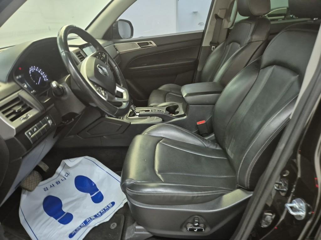 Ssangyong Rexton 2018 Negro - Importación desde Corea - HF Imports Iquique - Foto 13