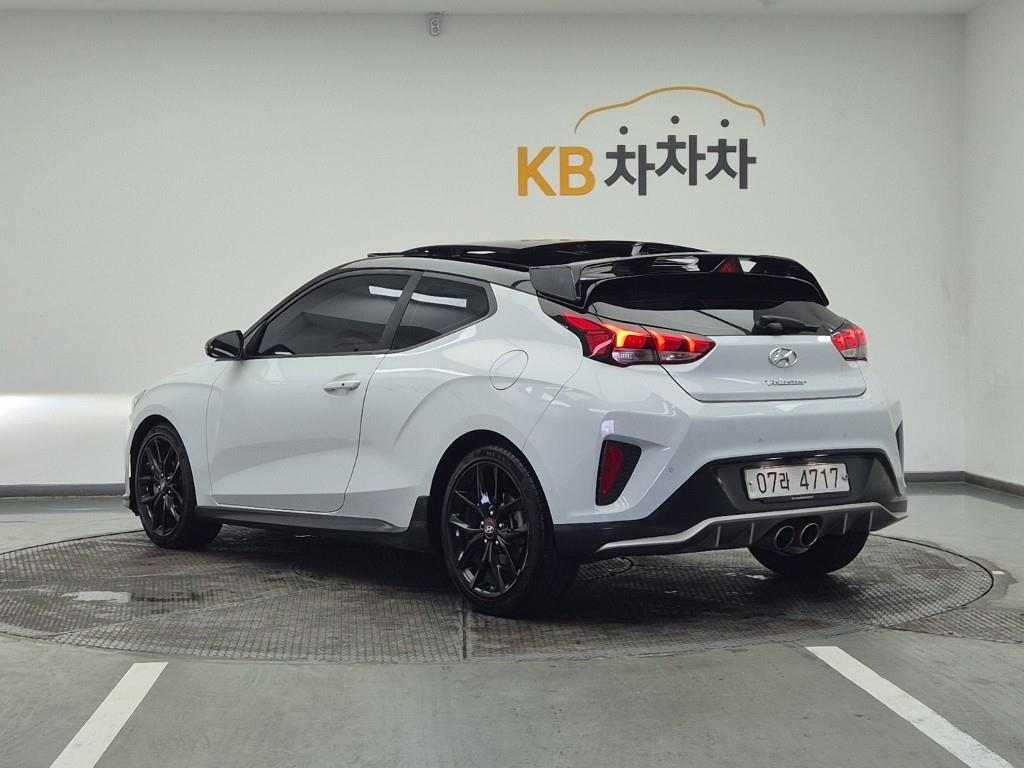 HYUNDAI Veloster - Vista 3