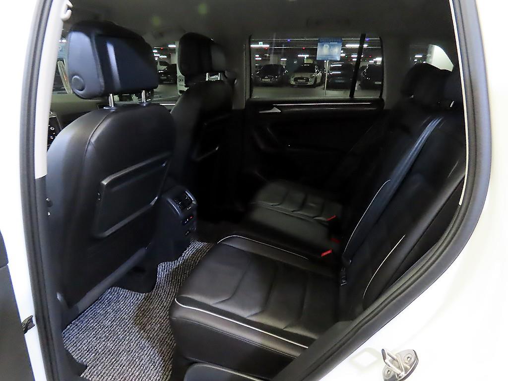 Volkswagen Tiguan - Vista 9