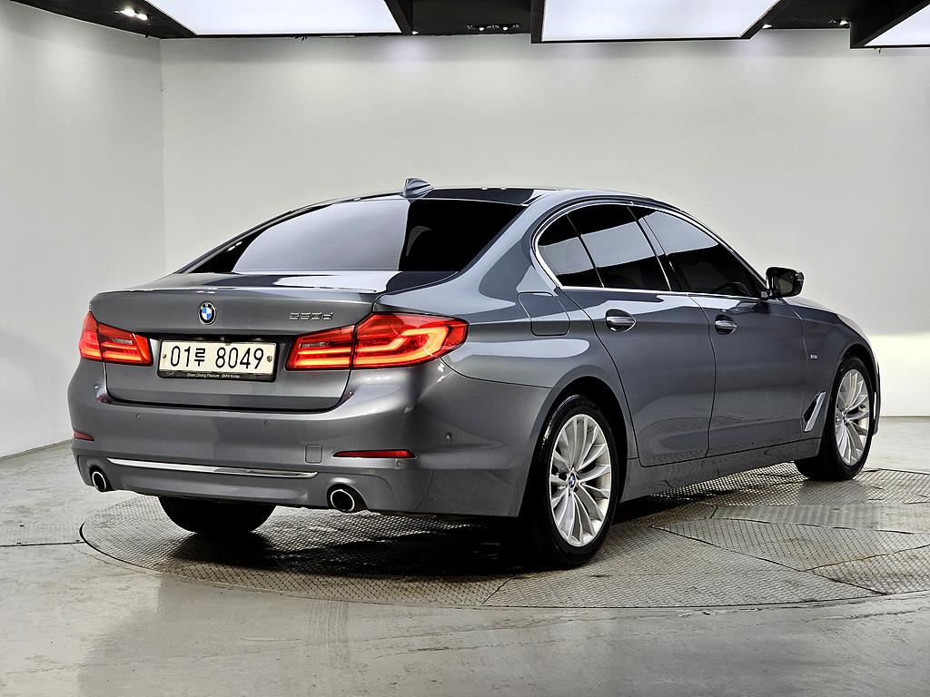 BMW 5 Series - Vista 6