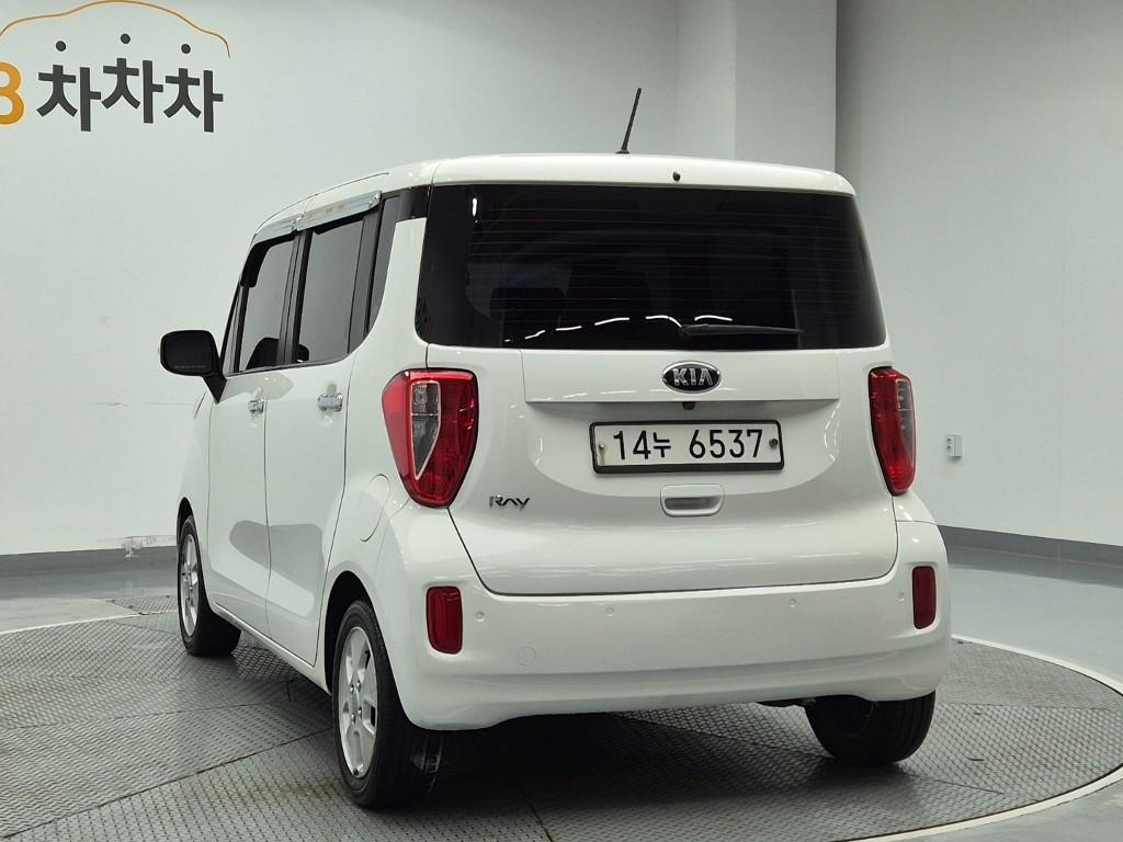 KIA Ray - Vista 2