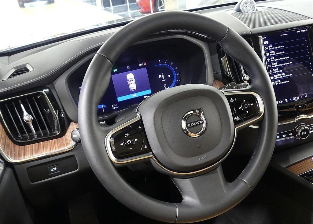 Volvo XC60 2023 Gris - Importación desde Corea - HF Imports Iquique - Foto 14