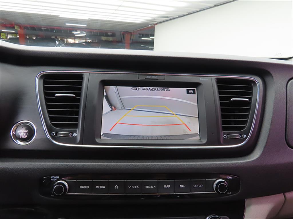 KIA Carnival 2018 Plateado - Importación desde Corea - HF Imports Iquique - Foto 19