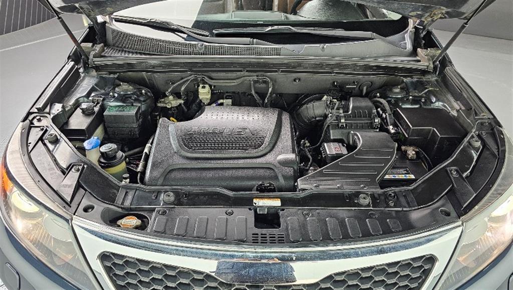 KIA Sorento - Vista 8