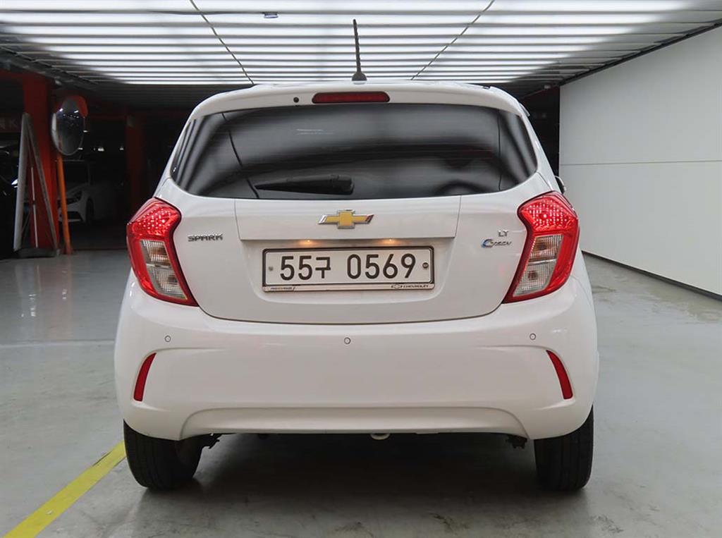 Chevrolet Spark - Vista 3