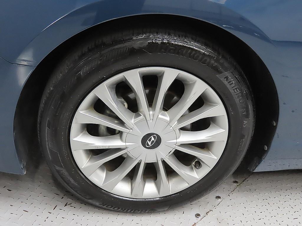 HYUNDAI Sonata - Vista 7