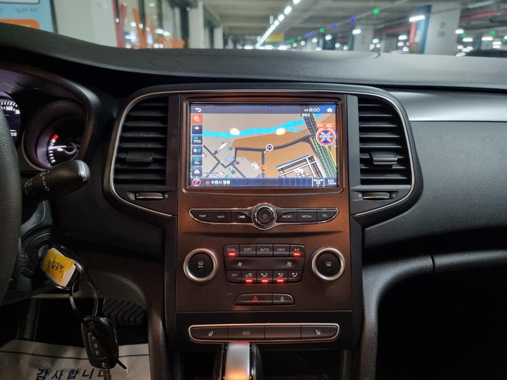 SAMSUNG SM6 - Vista 12