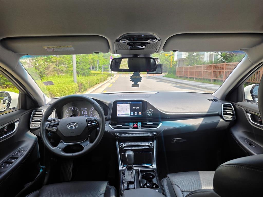 HYUNDAI Grandeur 2019 Blanco - Importación desde Corea - HF Imports Iquique - Foto 16