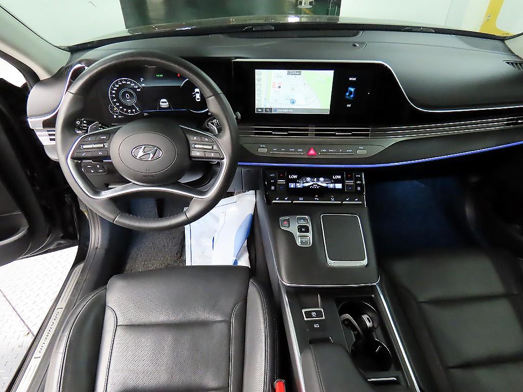 HYUNDAI Grandeur - Vista 9