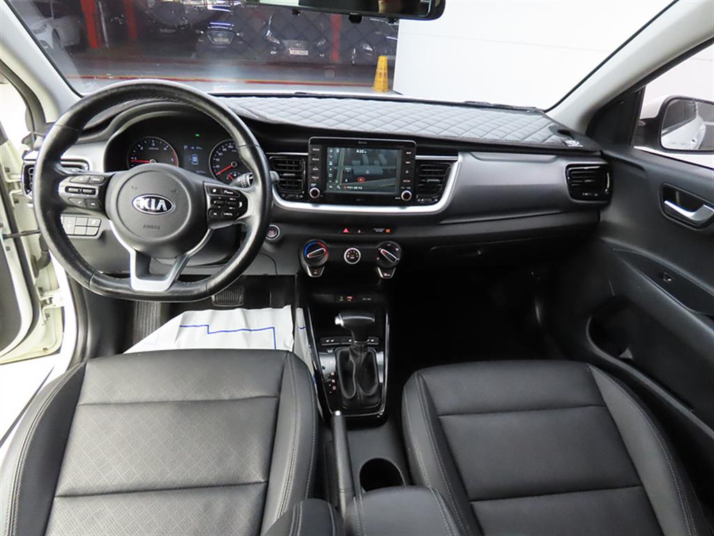 KIA Stonic - Vista 9