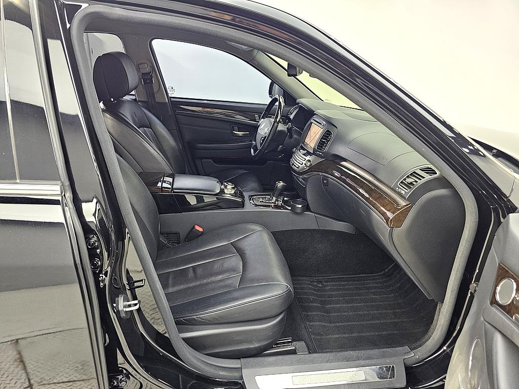 Ssangyong Chairman 2014 Negro - Importación desde Corea - HF Imports Iquique - Foto 13