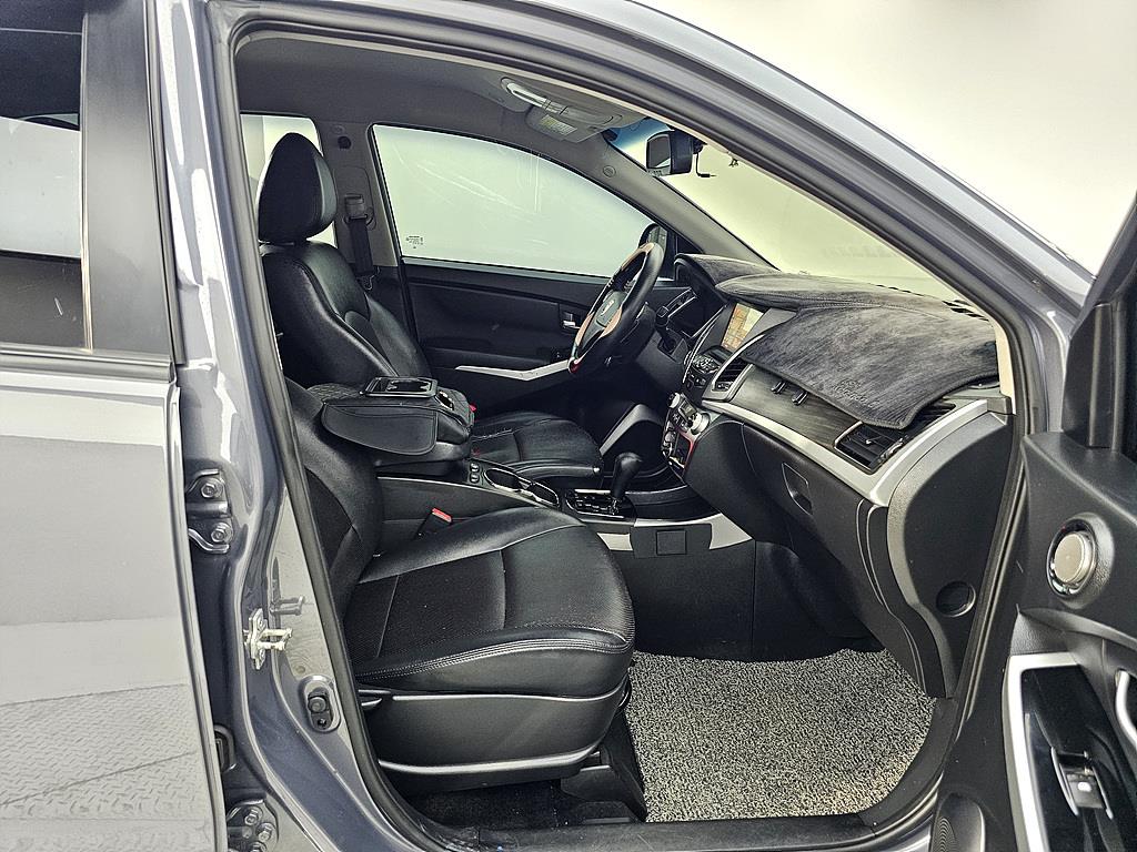 Ssangyong Korando 2015 Gris - Importación desde Corea - HF Imports Iquique - Foto 13
