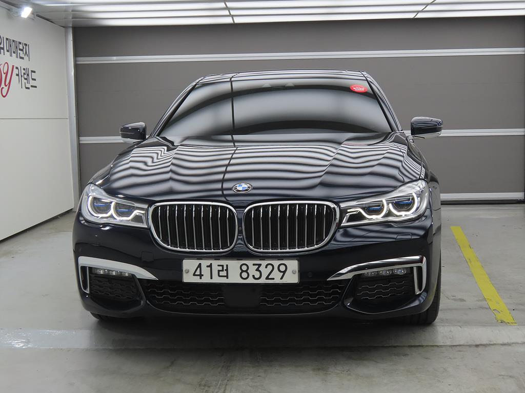 BMW 7 Series - Vista 2