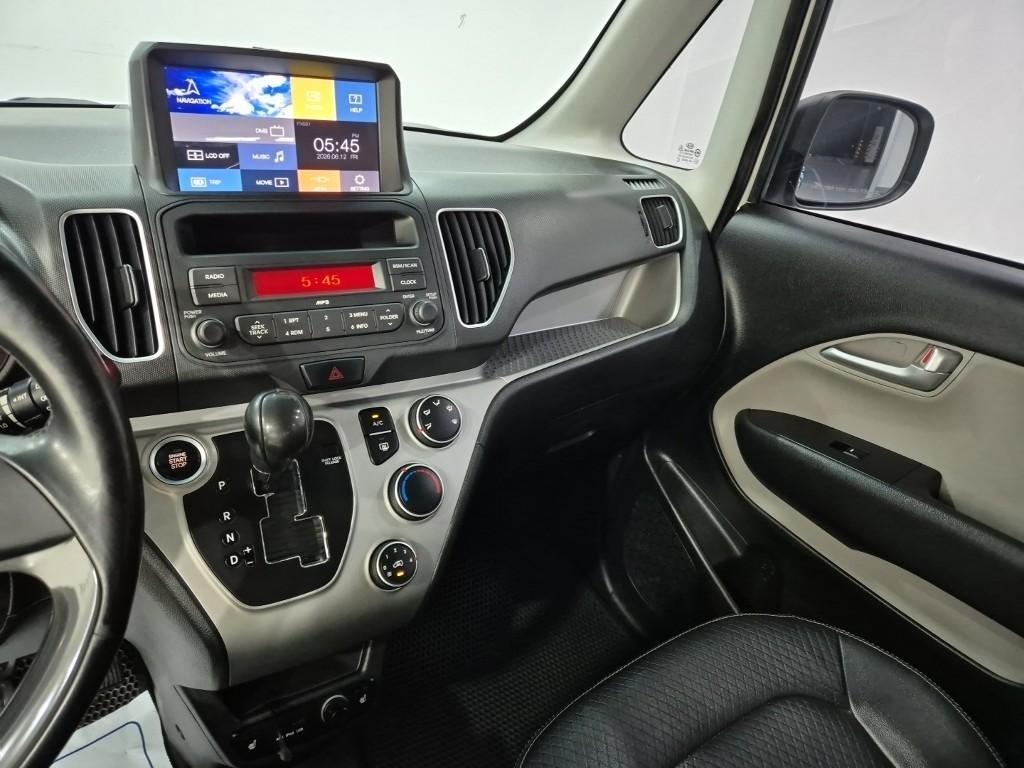 KIA Ray - Vista 10