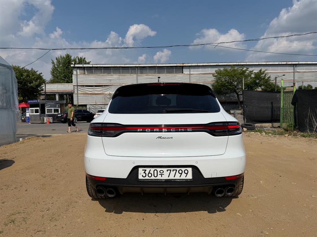 Porsche Macan - Vista 7