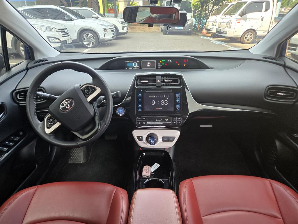 Toyota Prius - Vista 11