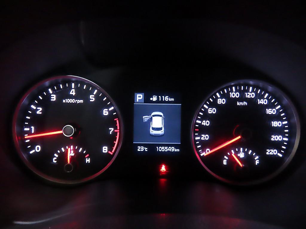 KIA Stonic - Vista 10