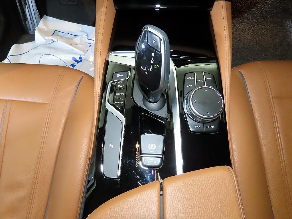 BMW 5 Series 2019 Blanco - Importación desde Corea - HF Imports Iquique - Foto 14