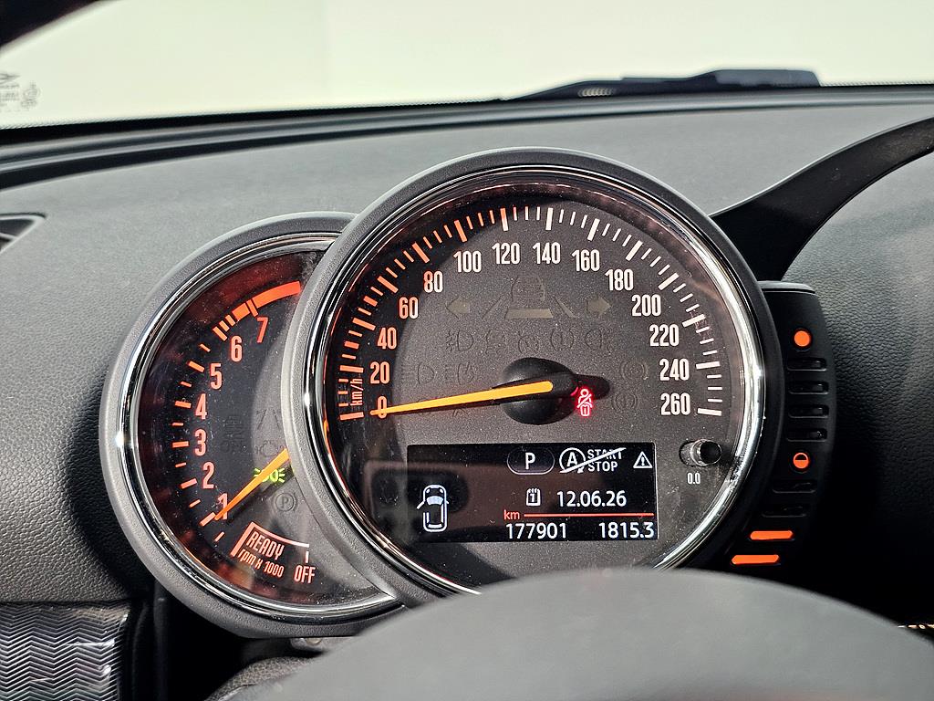Mini Clubman - Vista 9