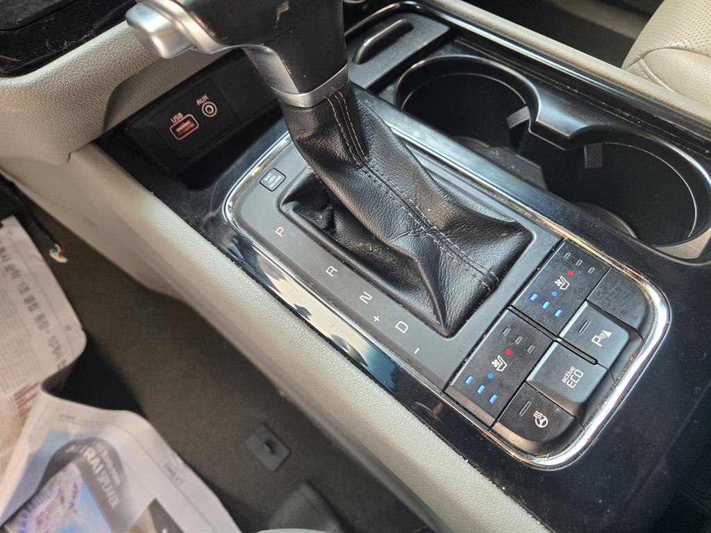 KIA Carnival 2017 Gris - Importación desde Corea - HF Imports Iquique - Foto 15