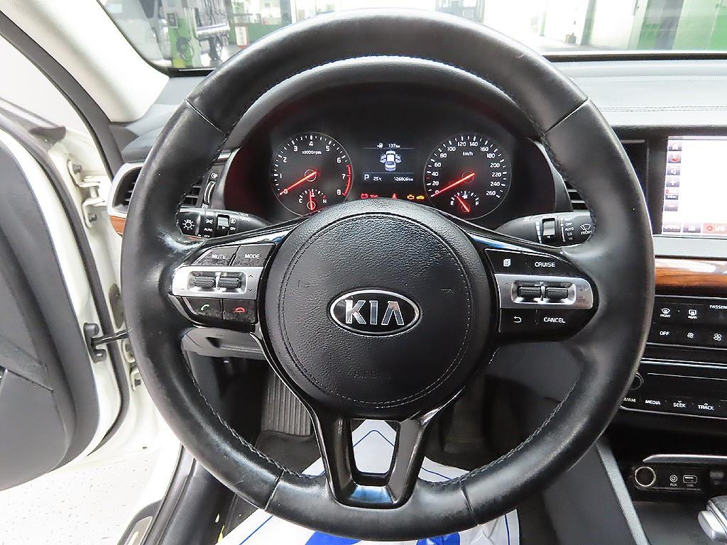 KIA K7 2016 Blanco - Importación desde Corea - HF Imports Iquique - Foto 13