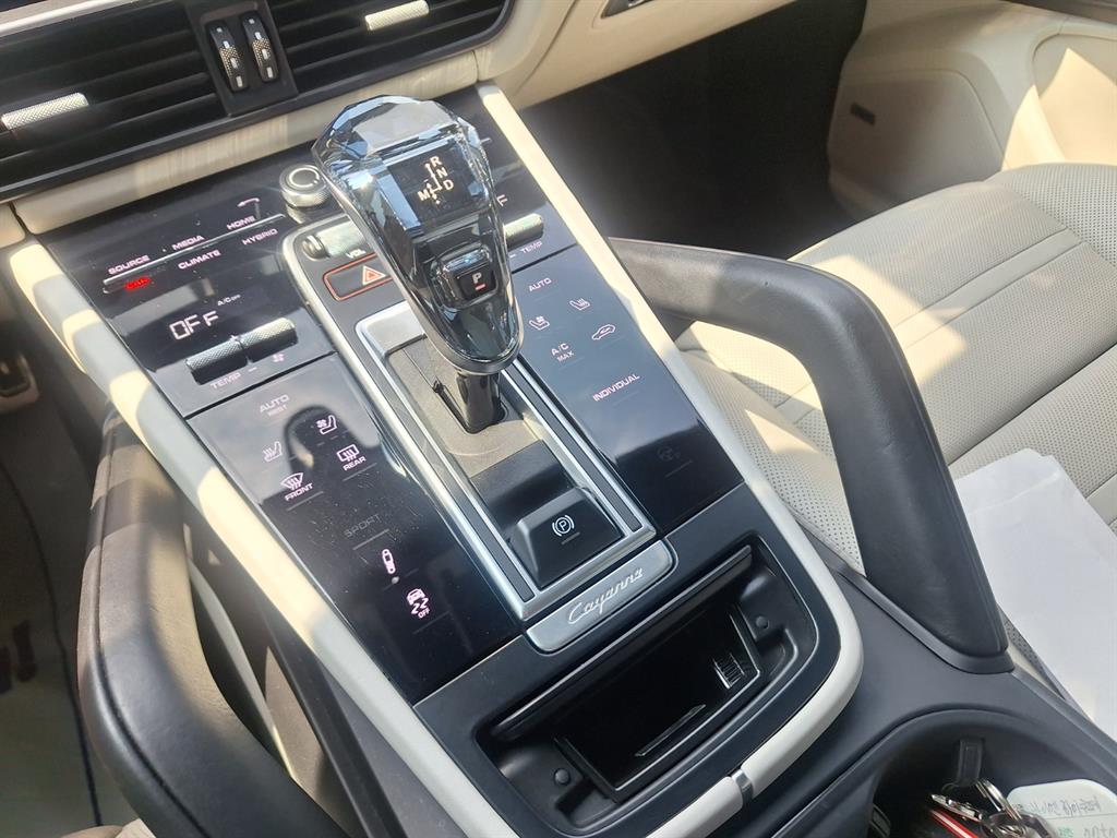 Porsche Cayenne 2020 Blanco - Importación desde Corea - HF Imports Iquique - Foto 16