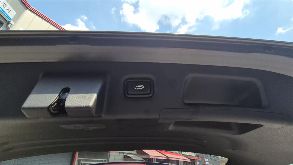 HYUNDAI Santa Fe - Vista 10