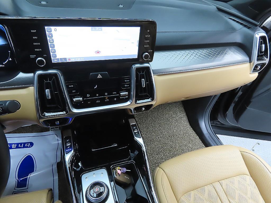 KIA Sorento - Vista 9