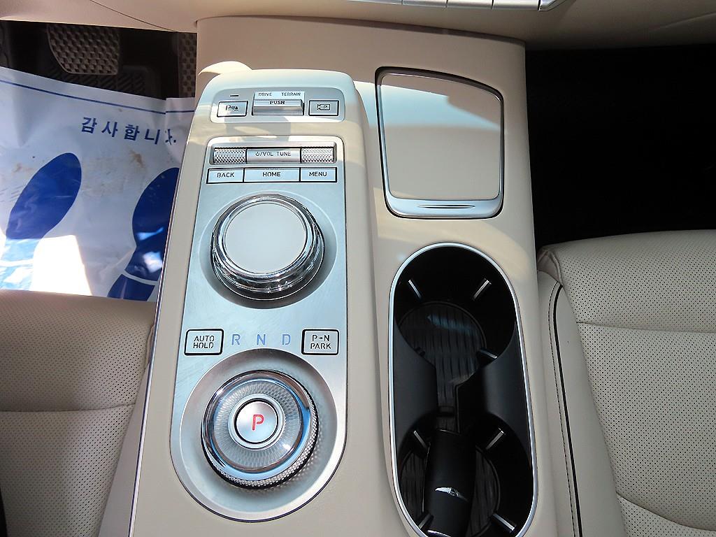 Genesis GV70 2022 Negro - Importación desde Corea - HF Imports Iquique - Foto 13