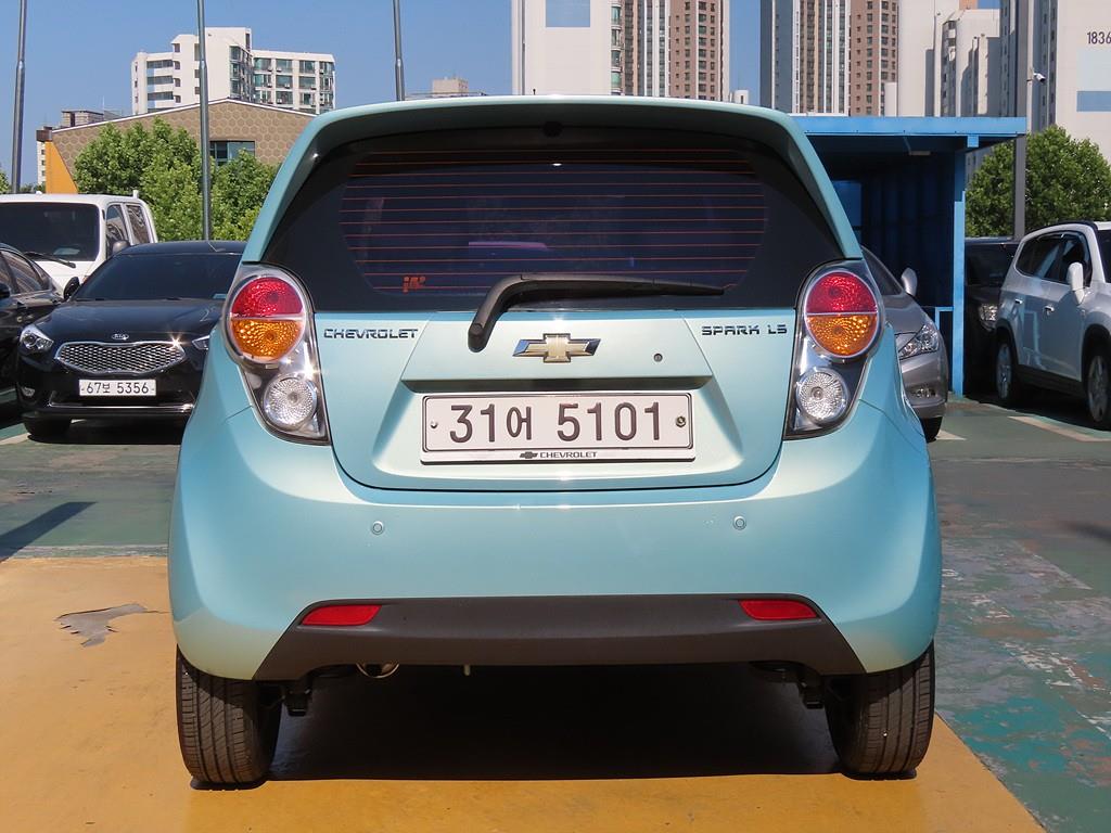 Chevrolet Spark - Vista 3