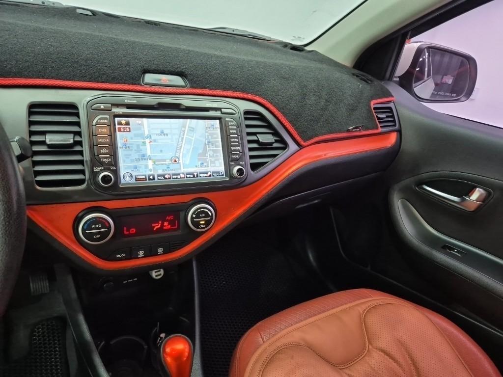 KIA Morning - Vista 11
