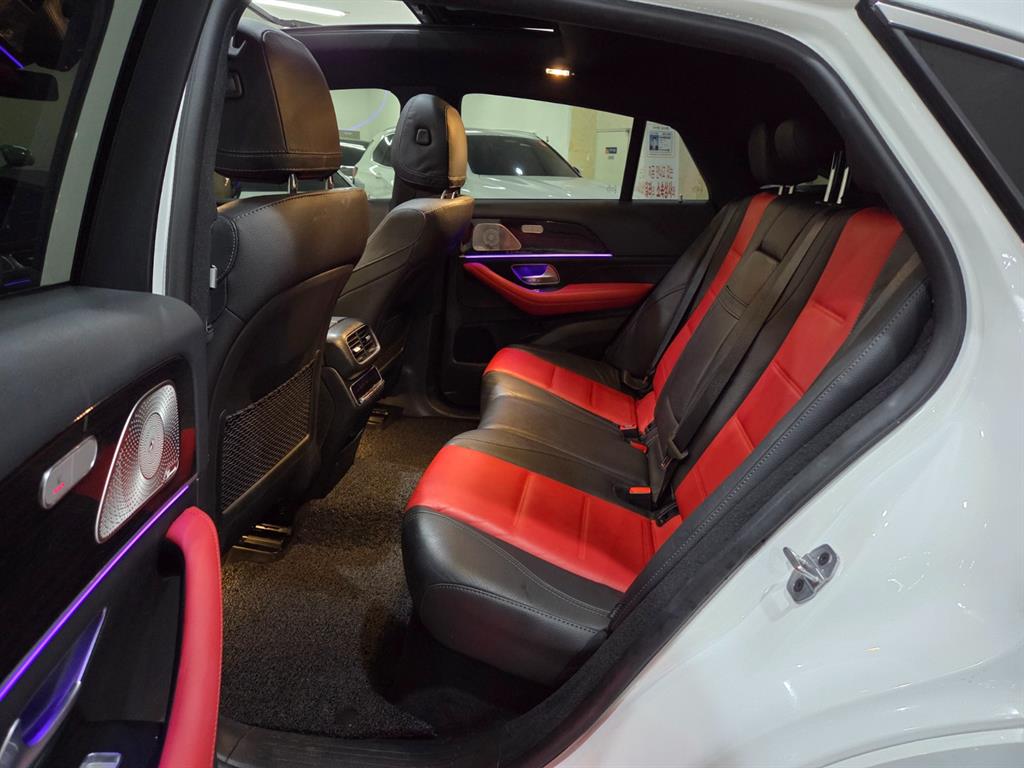 Mercedes Benz GLE Class - Vista 9