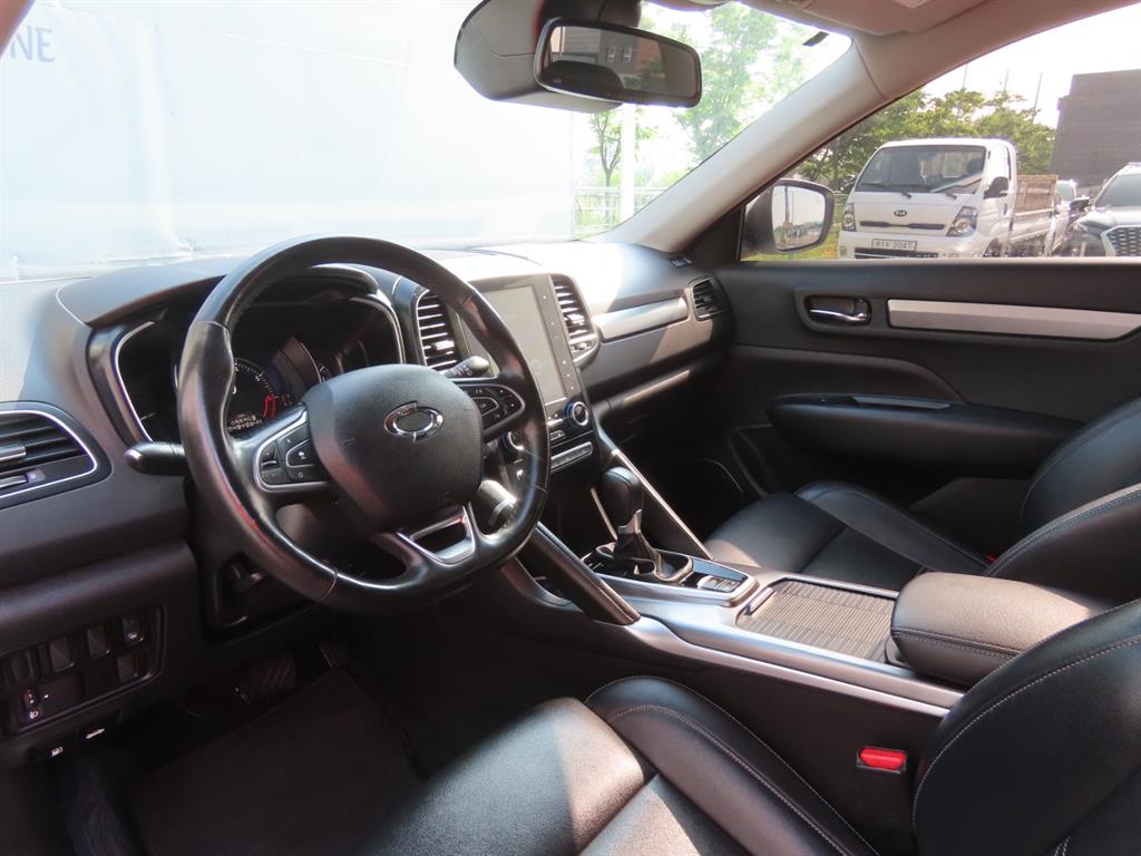 SAMSUNG QM6 2022 Blanco - Importación desde Corea - HF Imports Iquique - Foto 18