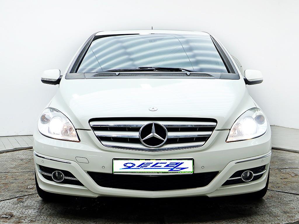 Mercedes Benz B Class (MY B) - Vista 2