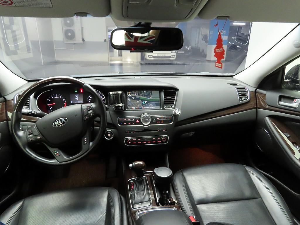 KIA K7 - Vista 10
